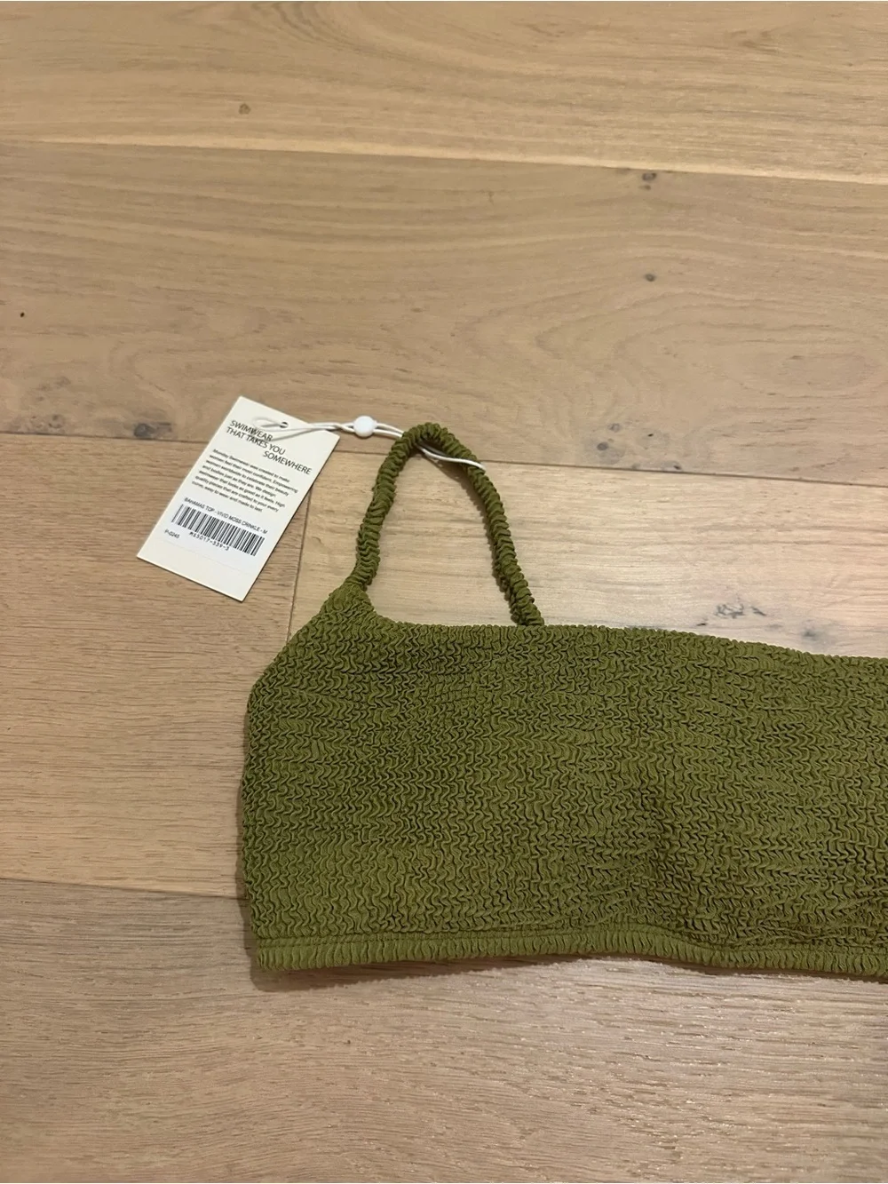 BNWT Monday Swimwear Bahamas Top size M in Moss Crinkle